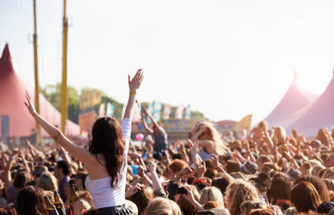 Image of audience at a concert.